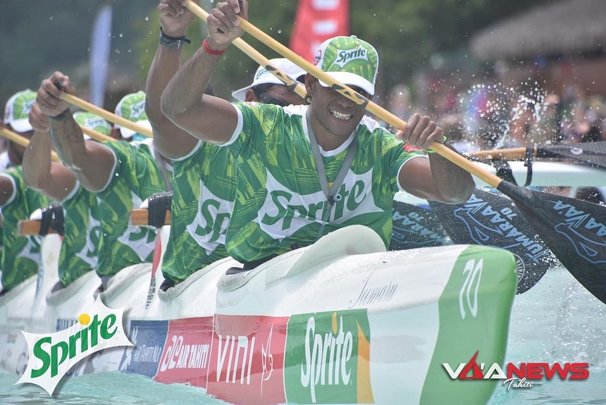The workshop team racing Hawaiki Nui Va'a — photo @vipervaa